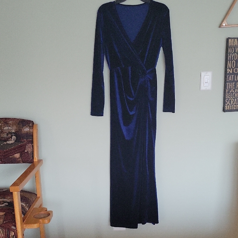 Source Unknown Deep Blue Velvet Maxi Dress